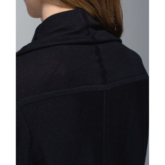 Lululemon Size 2? Black Iconic Sweater Wrap Cardigan Cashmere Blend GUC - Picture 2 of 7